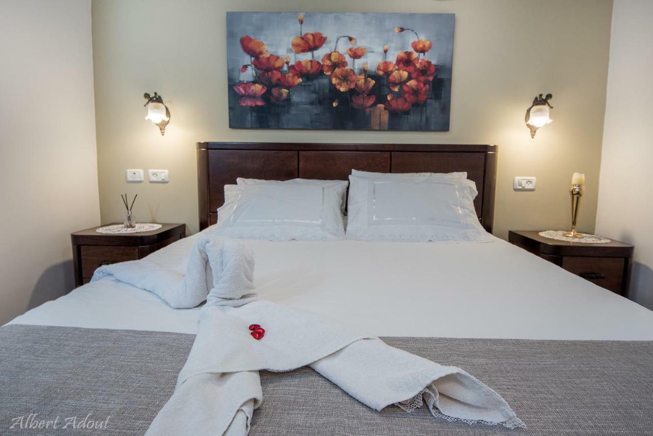 Tenebagolan Suites Zimmers Had Nes Ngoại thất bức ảnh