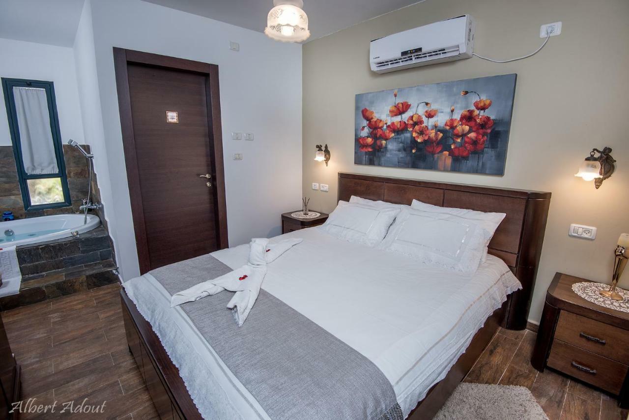 Tenebagolan Suites Zimmers Had Nes Ngoại thất bức ảnh