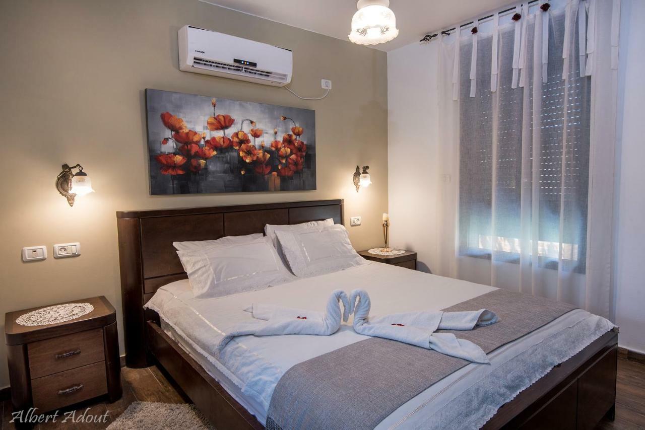 Tenebagolan Suites Zimmers Had Nes Ngoại thất bức ảnh
