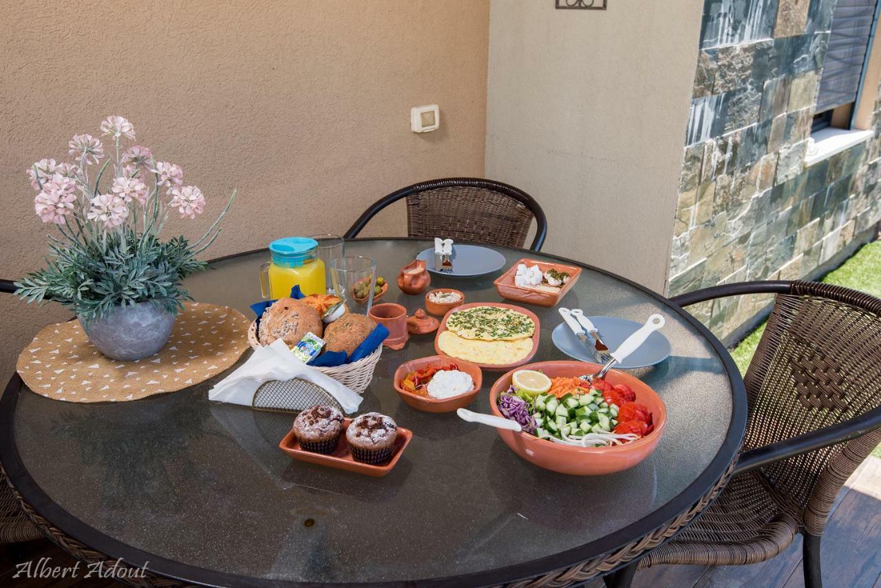Tenebagolan Suites Zimmers Had Nes Ngoại thất bức ảnh