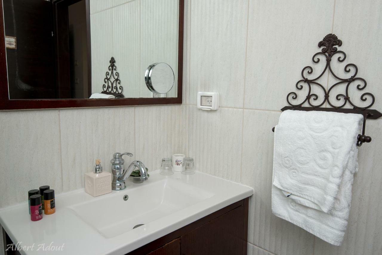 Tenebagolan Suites Zimmers Had Nes Ngoại thất bức ảnh