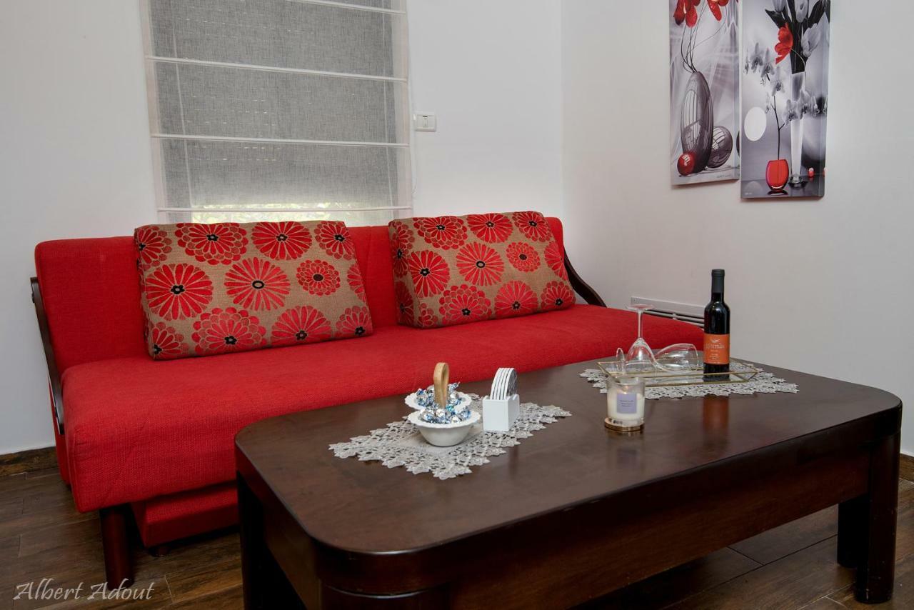 Tenebagolan Suites Zimmers Had Nes Ngoại thất bức ảnh